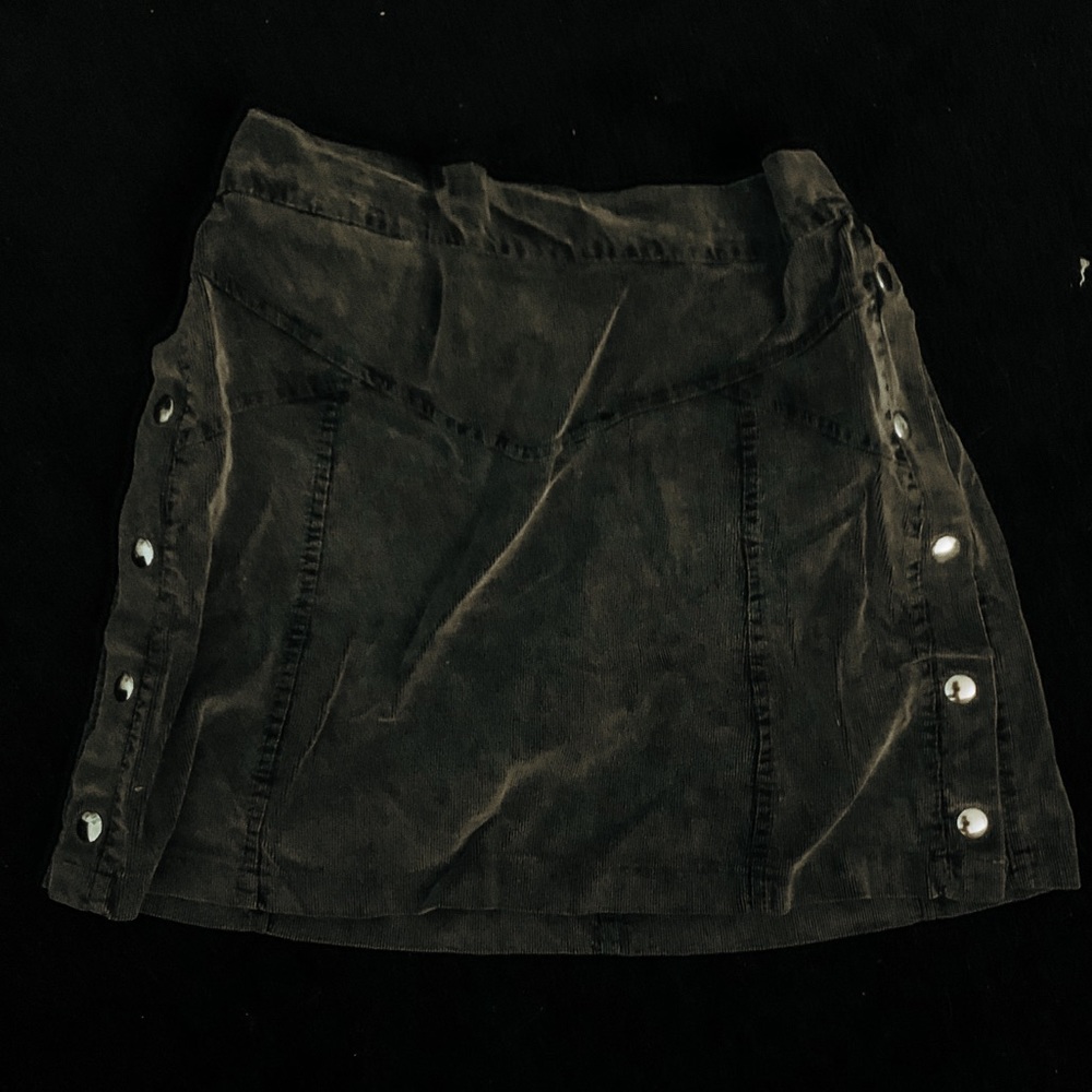 CORDUROY SKIRT WITH BUTTONS